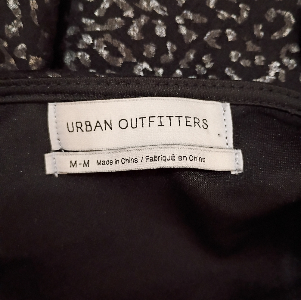 Urban Outfitters Black Leopard Print Dress Backless Size Medium - Picture 3 of 15